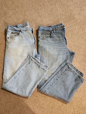 Lot of 2 Wrangler Faded Denim Jeans. Men's size 36 x 29